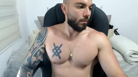 Snapshot of isaac_carter chatting on May 2026 10:54:01 AM Isaac carter online show from May 2026 10:54:01 AM