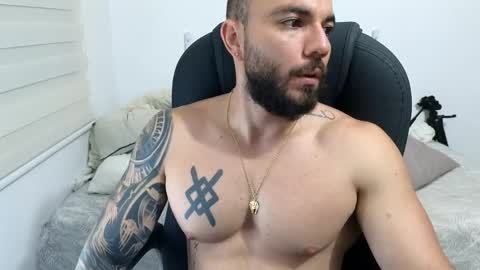 Snapshot of isaac_carter chatting on May 2026 10:56:01 AM Isaac carter online show from May 2026 10:56:01 AM