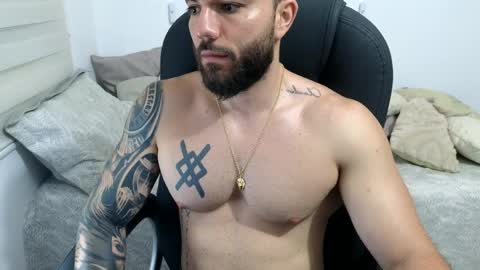 Snapshot of isaac_carter chatting on June 2026 11:13:02 AM Isaac carter online show from June 2026 11:13:02 AM