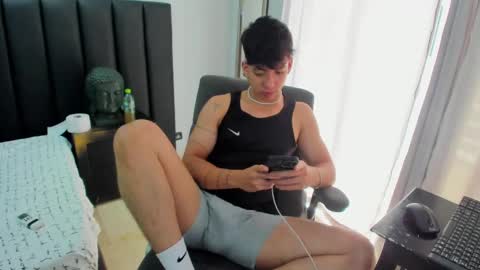 Snapshot of isaac_cryston chatting on February 2025 05:34:01 PM isaac_cryston online show from February 2025 05:34:01 PM