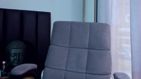 Snapshot of isaac_cryston chatting on February 2025 07:54:01 PM isaac_cryston online show from February 2025 07:54:01 PM