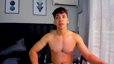 Snapshot of isaac_cryston chatting on March 2025 07:34:01 PM isaac_cryston online show from March 2025 07:34:01 PM