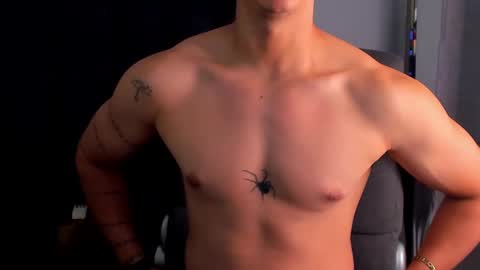 Snapshot of isaac_cryston chatting on March 2025 08:16:01 PM isaac_cryston online show from March 2025 08:16:01 PM