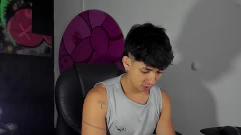 Snapshot of isaac_cryston chatting on September 2025 07:57:01 PM isaac_cryston online show from September 2025 07:57:01 PM