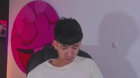 Snapshot of isaac_cryston chatting on September 2025 08:53:02 PM isaac_cryston online show from September 2025 08:53:02 PM