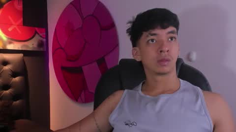 Snapshot of isaac_cryston chatting on September 2025 08:10:02 PM isaac_cryston online show from September 2025 08:10:02 PM