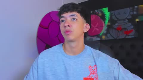 Snapshot of isaac_cryston chatting on October 2025 07:33:02 PM isaac_cryston online show from October 2025 07:33:02 PM