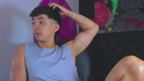 Snapshot of isaac_cryston chatting on October 2025 08:08:02 PM isaac_cryston online show from October 2025 08:08:02 PM