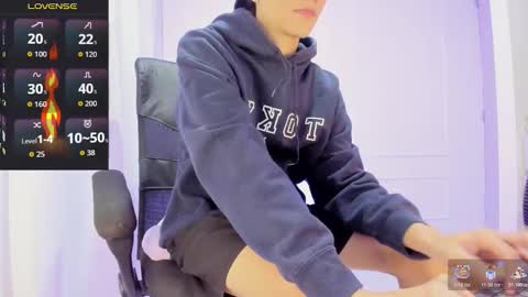 Snapshot of isaac_miler chatting on November 2025 08:51:01 PM isaac online show from November 2025 08:51:01 PM