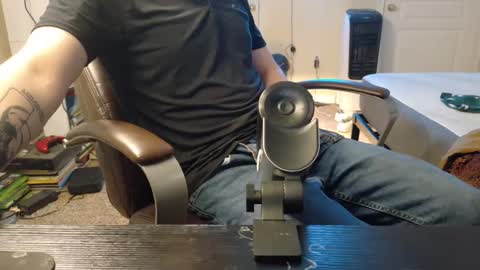 isaac online show from December 2024 12:15:02 AM