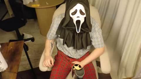 isaac online show from May 2026 01:36:02 AM