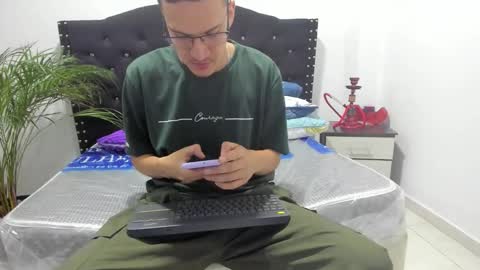 Isaac online show from May 2026 09:14:01 AM