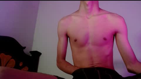 isaac online show from March 2025 06:12:02 AM