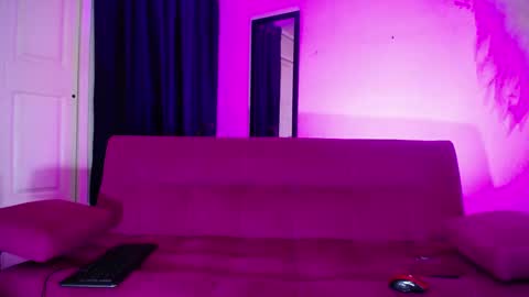 isabel online show from March 2026 01:11:02 AM