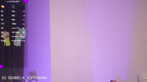 Snapshot of isabela_antonia_ chatting on September 2025 11:58:01 AM online show from September 2025 11:58:01 AM