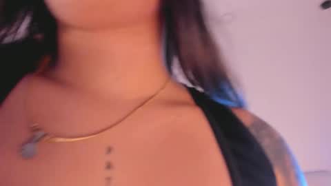 Isabela online show from March 2025 12:11:02 PM