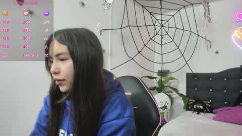 ISABELA  online show from November 2025 11:55:02 AM