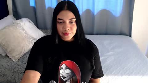 isabelateran online show from March 2026 06:58:01 PM