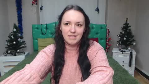 IsabelBlackberry online show from December 2024 09:06:02 AM