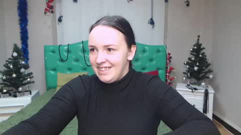 IsabelBlackberry online show from January 2025 09:05:01 AM