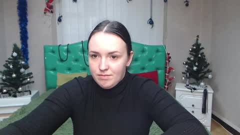 IsabelBlackberry online show from January 2025 12:10:01 PM