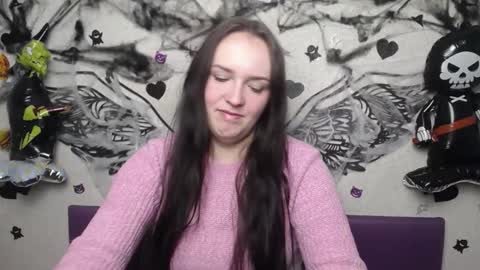 IsabelBlackberry online show from November 2025 06:04:02 AM