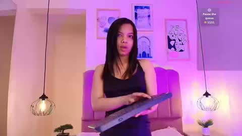 isabelgh_ online show from September 2025 03:52:02 AM
