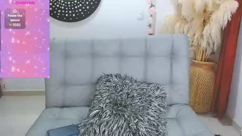 Isabel online show from January 2025 03:27:01 PM