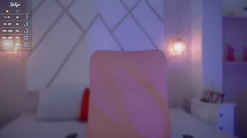 Isa  online show from February 2025 04:03:01 PM