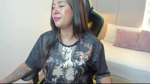 Snapshot of isabella_florez22 chatting on April 2026 02:10:01 AM Isabel florez online show from April 2026 02:10:01 AM