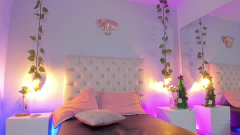   online show from January 2025 01:53:01 AM