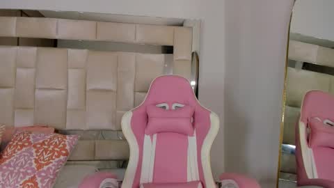 isabella_gomez11 online show from March 2025 12:20:01 AM