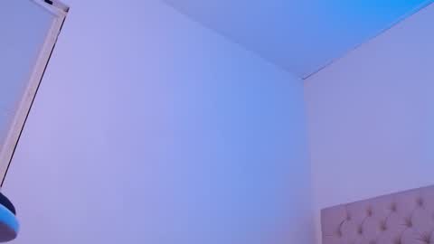 isabella_jazz online show from December 2024 09:44:02 PM