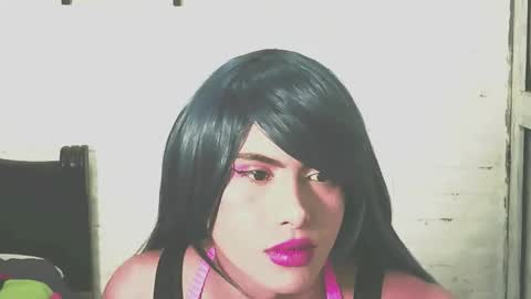 isabella online show from January 2026 08:45:01 PM