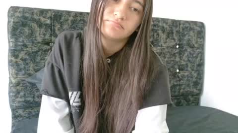 Isabella Nowa online show from June 2026 12:00:01 PM
