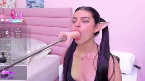 Isabella  online show from February 2025 12:23:02 PM