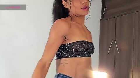 Isabella online show from February 2026 07:01:02 PM