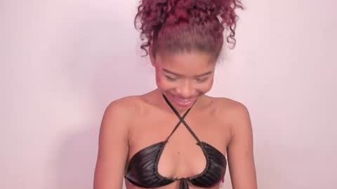 isabella online show from January 2025 03:26:01 AM