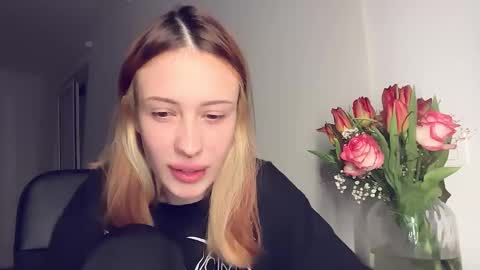 Snapshot of isabella_stella chatting on February 2026 08:42:02 PM Isabella online show from February 2026 08:42:02 PM