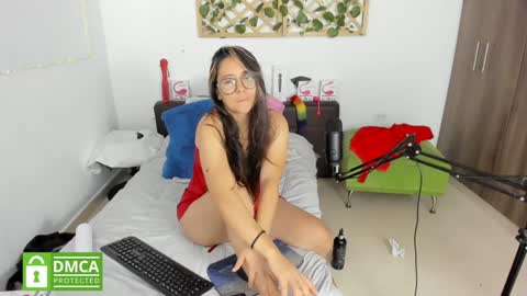 Isabella online show from January 2025 04:45:01 AM