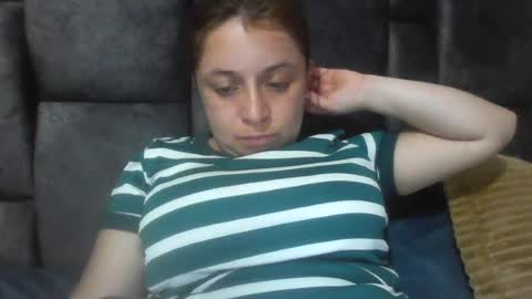 Snapshot of isabellaa_hills_ chatting on July 2026 06:21:01 PM isabellaa_hills_ online show from July 2026 06:21:01 PM