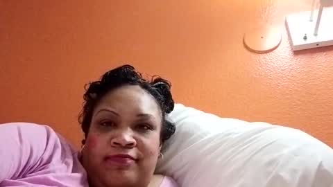 Snapshot of isabellacloverlove chatting on February 2026 01:46:01 AM Isabella online show from February 2026 01:46:01 AM