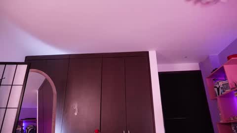 isabellacrz online show from December 2024 03:45:02 AM