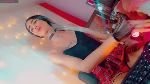 Snapshot of isabellagirs chatting on November 2025 07:22:02 AM isabellagirs online show from November 2025 07:22:02 AM