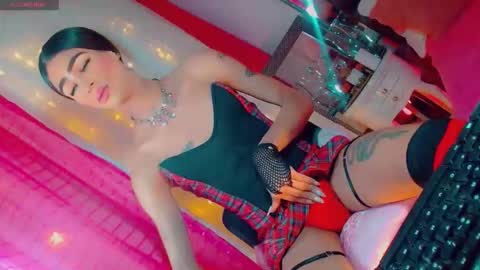 Snapshot of isabellagirs chatting on November 2025 06:17:02 AM isabellagirs online show from November 2025 06:17:02 AM