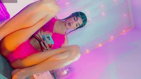 isabellagirs online show from January 2026 04:50:02 AM