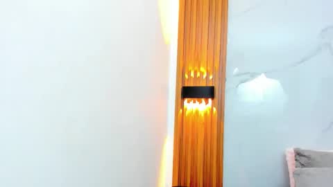 isabellamonet online show from December 2025 11:04:02 AM