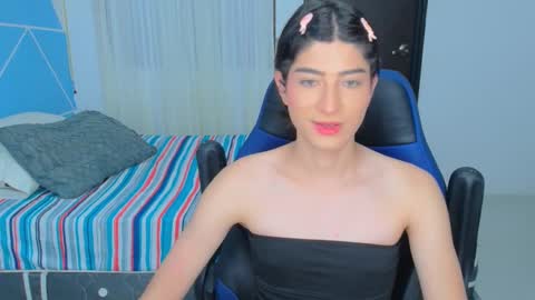 ISABELLA QUEENS  online show from October 2025 08:29:02 PM