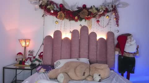 Snapshot of isabellas_smith chatting on January 2025 05:41:01 AM Martina IG martissmith01 online show from January 2025 05:41:01 AM