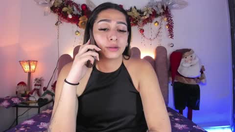 Snapshot of isabellas_smith chatting on January 2025 09:35:02 PM Martina IG martissmith01 online show from January 2025 09:35:02 PM